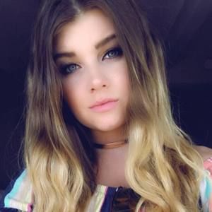 Meet your Posher, Carissa